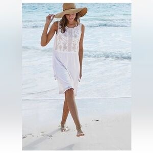 J.Jill Luxurious Embroidered Side-Tie Knit Dress size Small‎